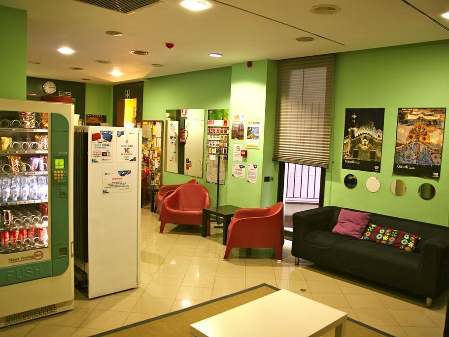 Alternative Creative Youth Hostel Barcelona Exterior foto